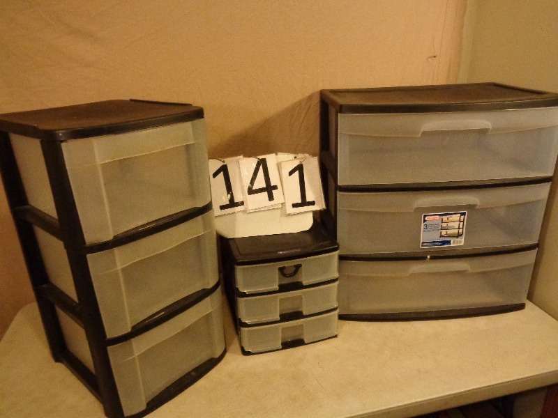lot 141 image: 3 Assorted Drawer Organizers