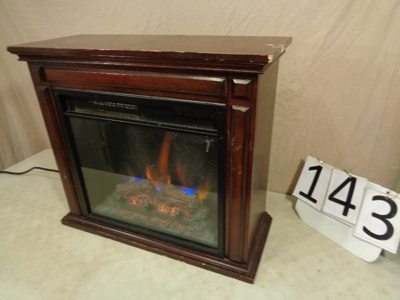 lot 143 image: Electric Fireplace