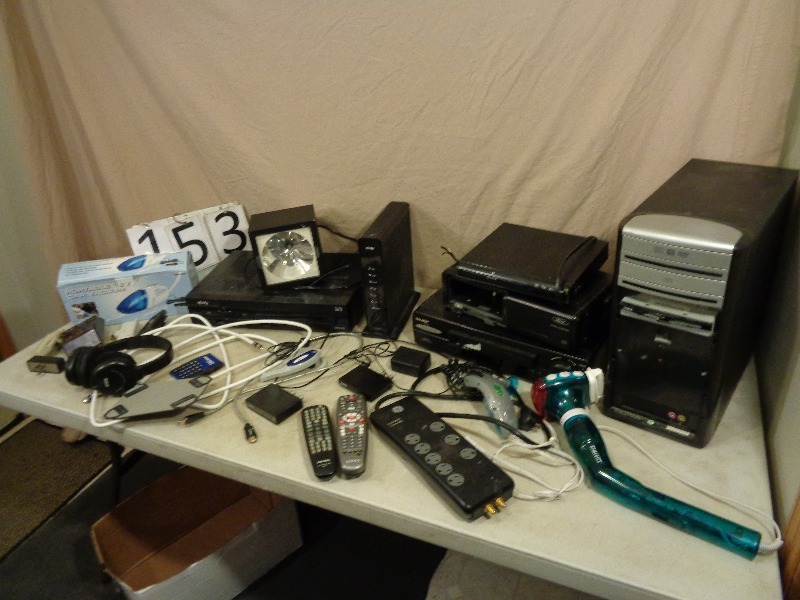 lot 153 image: Assorted Electronics