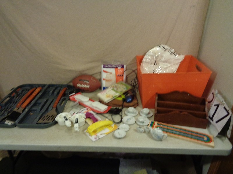 lot 217 image: Household Items