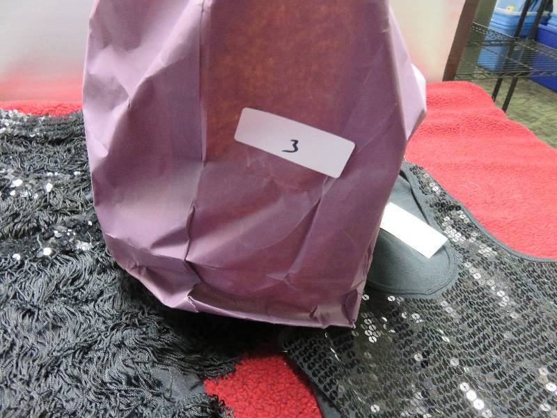 lot 3 image: attn dance moms