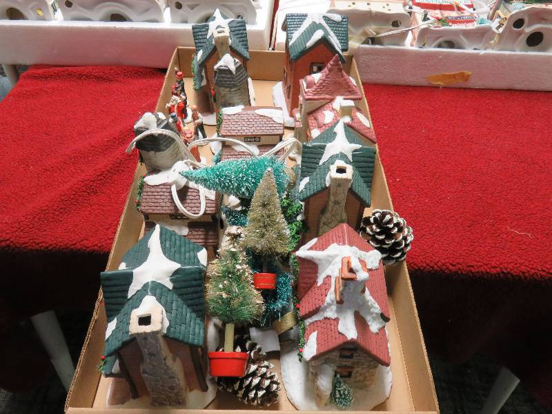 lot 16 image: Christmas Village