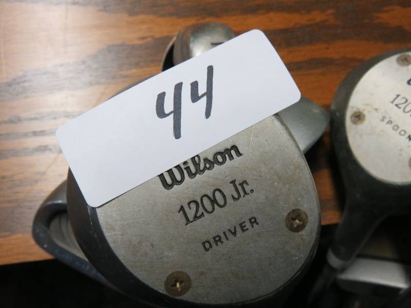 lot 44 image: Wilson Golf Clubs
