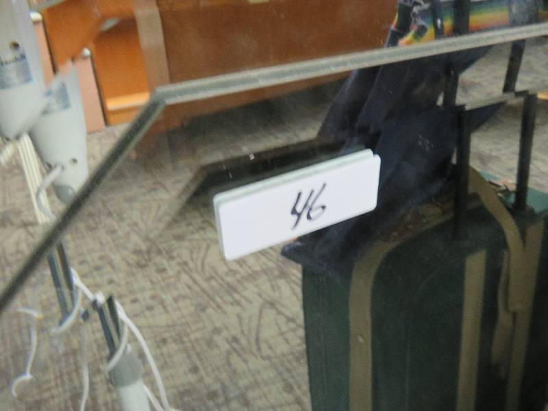 lot 46 image: Mirror