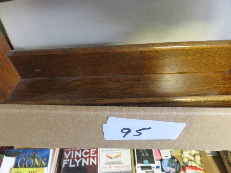 lot 95 image: small wall shelf
