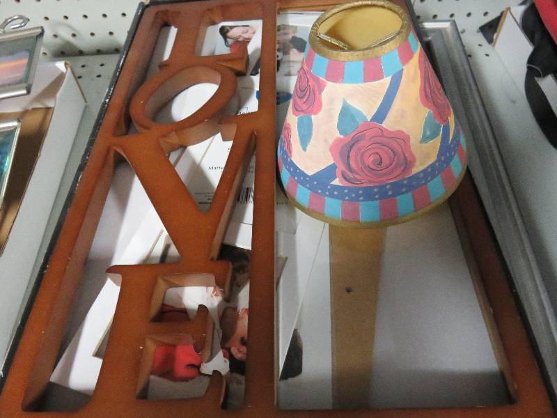 lot 105 image: twister