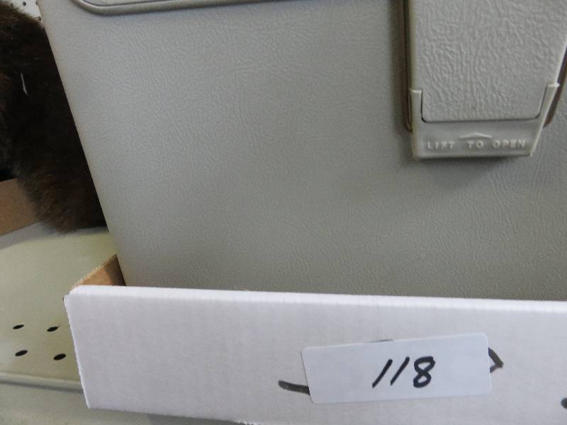 lot 118 image: baskets