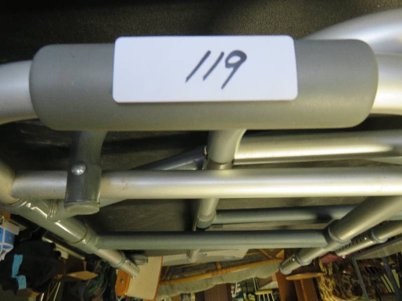 lot 119 image: walker