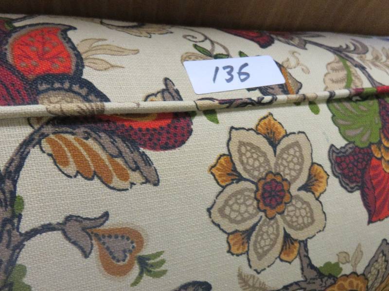 lot 136 image: hide a bed love seat