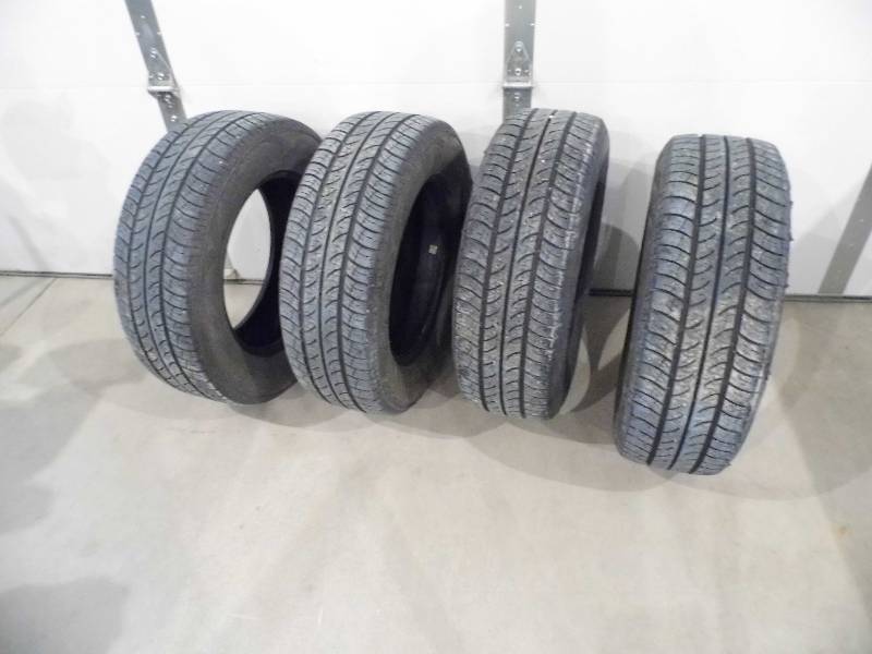 4 Cooper CS4 Touring Tires