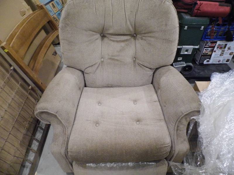 Wall Hugger Recliner