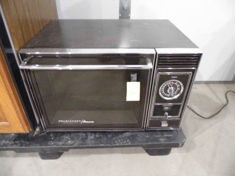 Amana Radar Range Microwave