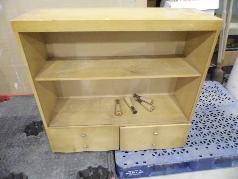Shelf w Glass Doors
