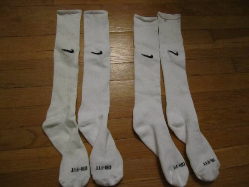 2 Pairs Brand New Nike Dri-Fit spor...