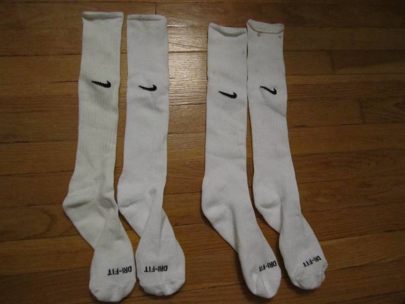 2 Pairs Brand New Nike Dri-Fit spor...
