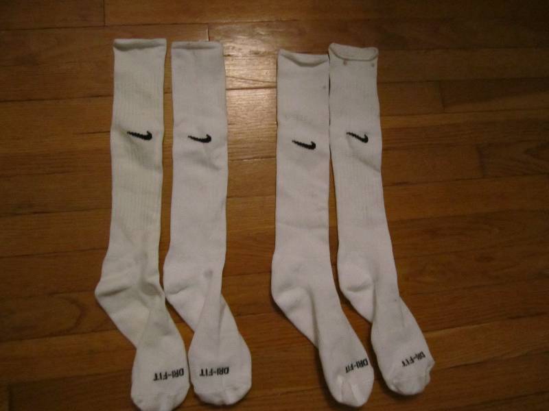 2 Pairs Brand New Nike Dri-Fit spor...