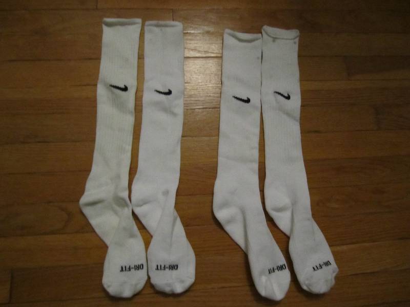 2 Pairs Brand New Nike Dri-Fit spor...