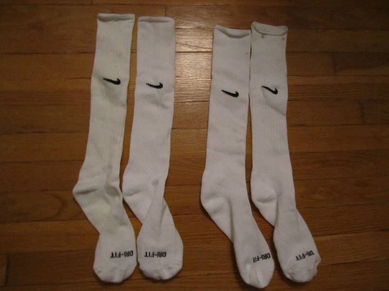 2 Pairs Brand New Nike Dri-Fit spor...