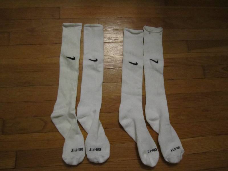 2 Pairs Brand New Nike Dri-Fit spor...