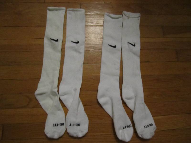 2 Pairs Brand New Nike Dri-Fit spor...