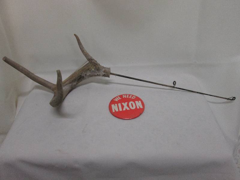 Unique antler fishing rod, Nixon bu...