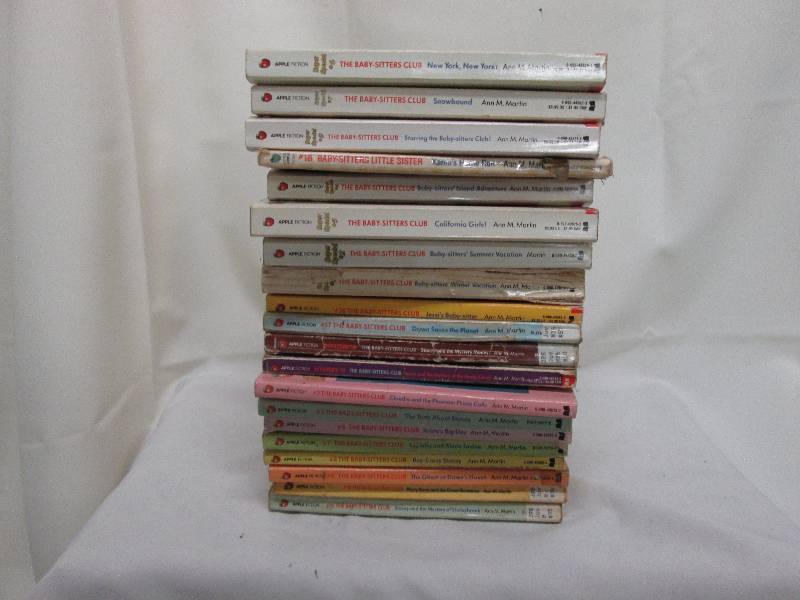 Lot of 20 Baby-Sitters Club paperb...