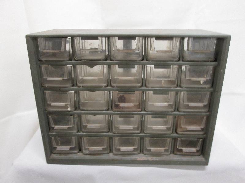Shop storage bin with 25 compartmen...
