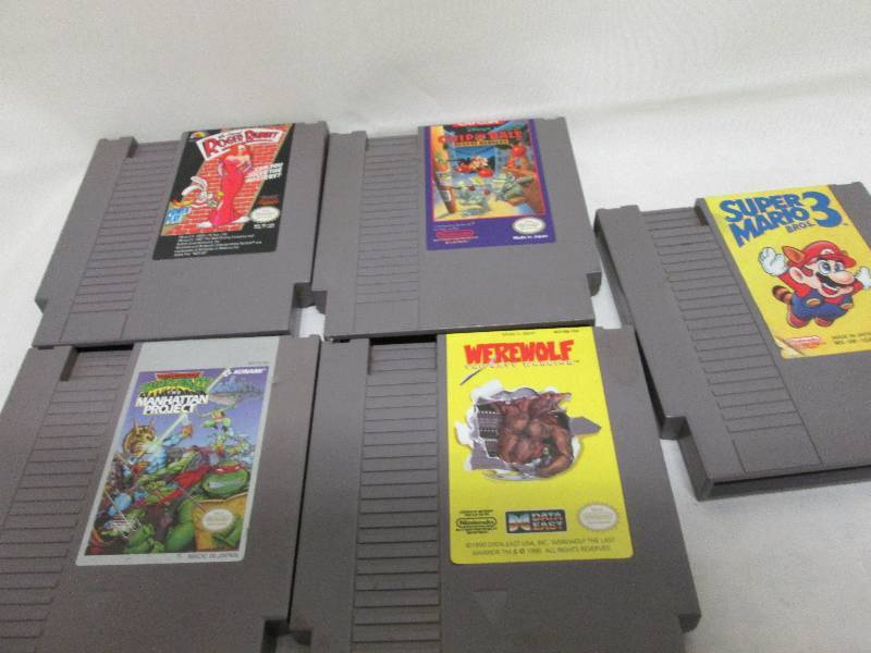 Lot of 5 Nintendo games, see pictur...