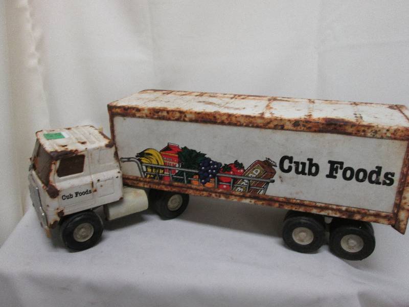 Cub Foods 18 Wheeler Truck...