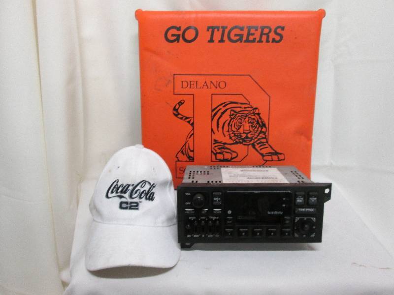 Chrysler car radiocassette player,...