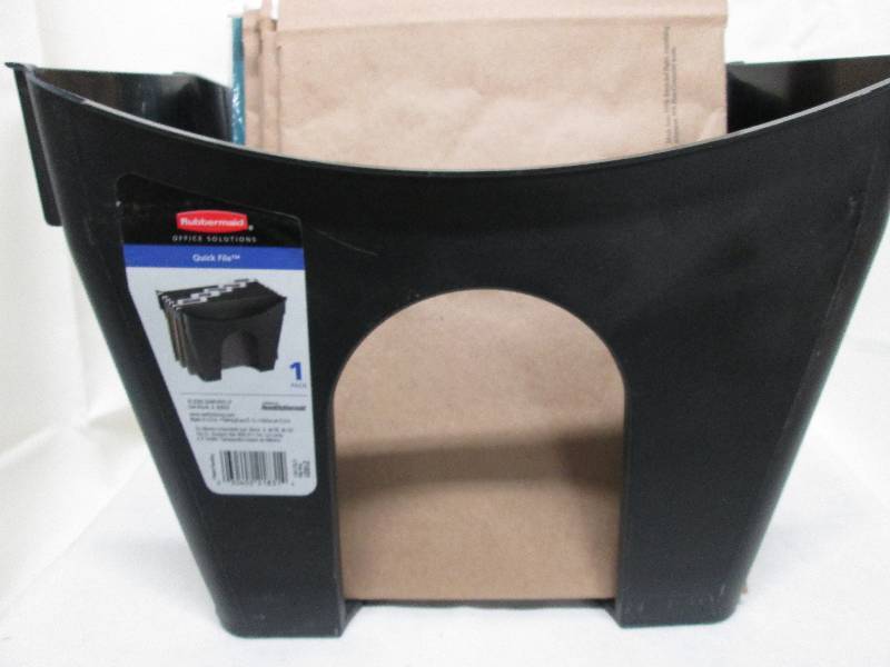 lot 366 image: Rubbermaid Quick file containing7 ...