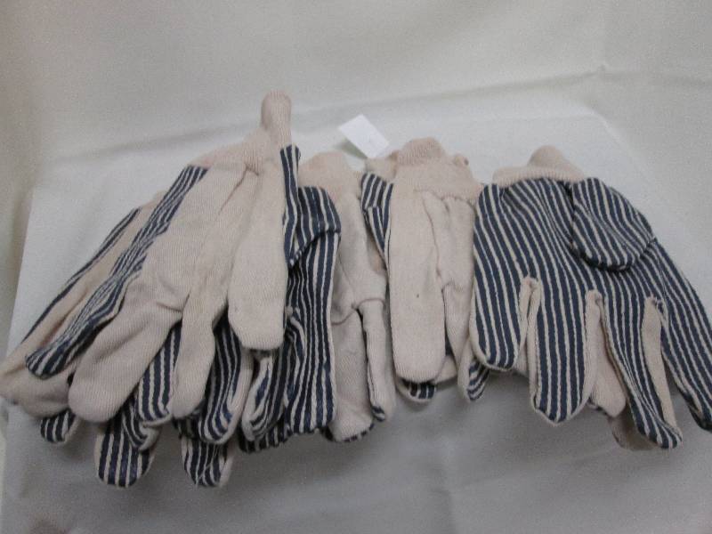 lot 373 image: 5 pr work gloves with blue rubberiz...