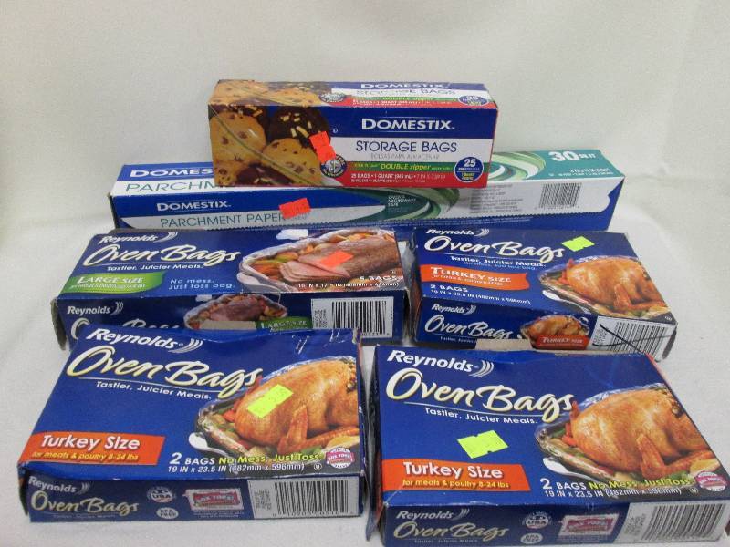 lot 374 image: Parchment paper, Quart size storage...