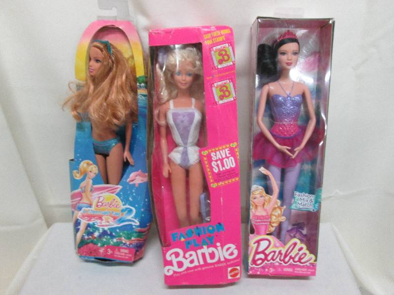 lot 91 image: Mermaid Tale Barbie, Fashion Play B...
