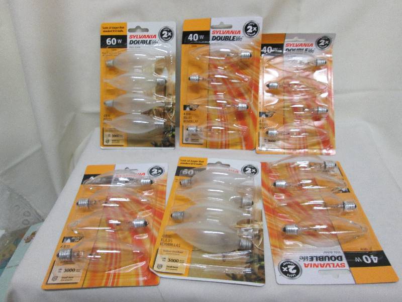 lot 190 image: Lot of 5 pk Sylvania chandelier bul...