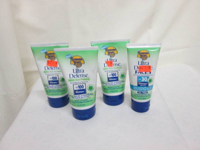 lot 193 image: Banana Boat sunblock, 3 each 100 SP...