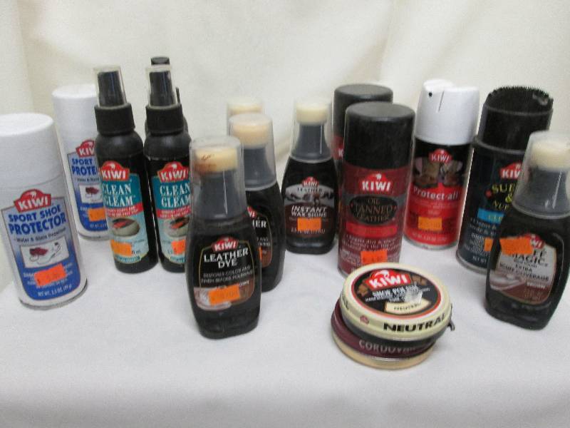 lot 195 image: Large lot of shoe care products...