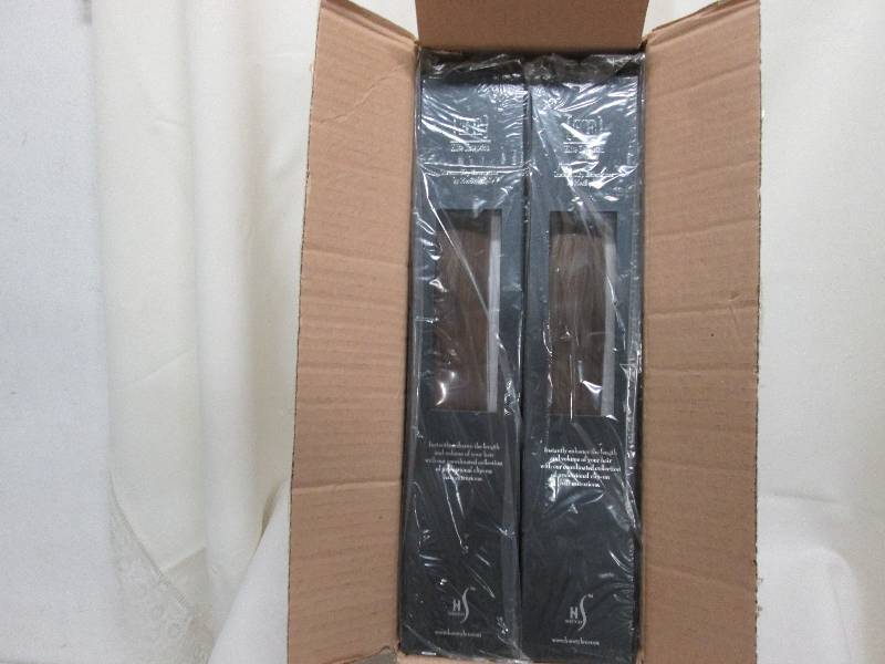 lot 251 image: HerStyler  Lot of 4 Instant Clip H...