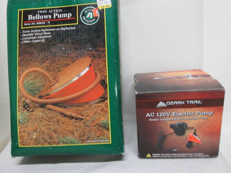 lot 278 image: Twin Action Bellows Pump, AC 120V E...