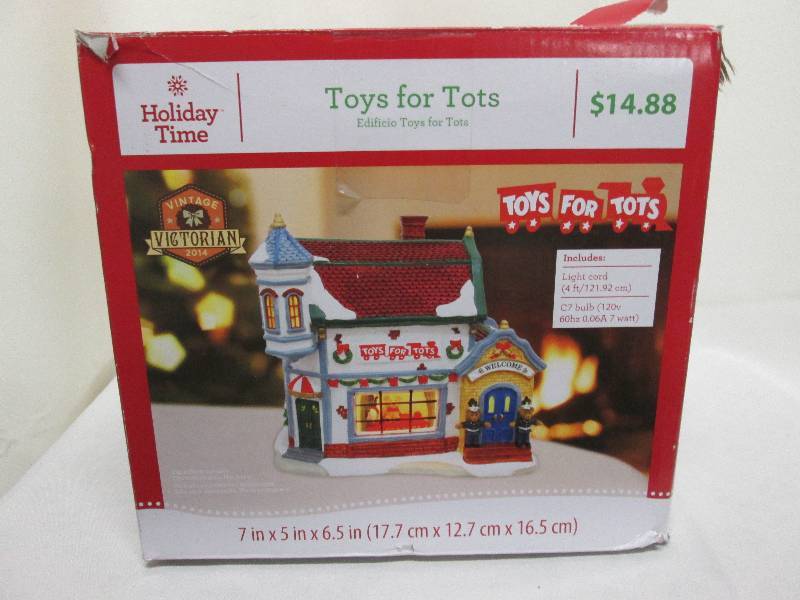 lot 279 image: Holiday Village House Toys for Tot...