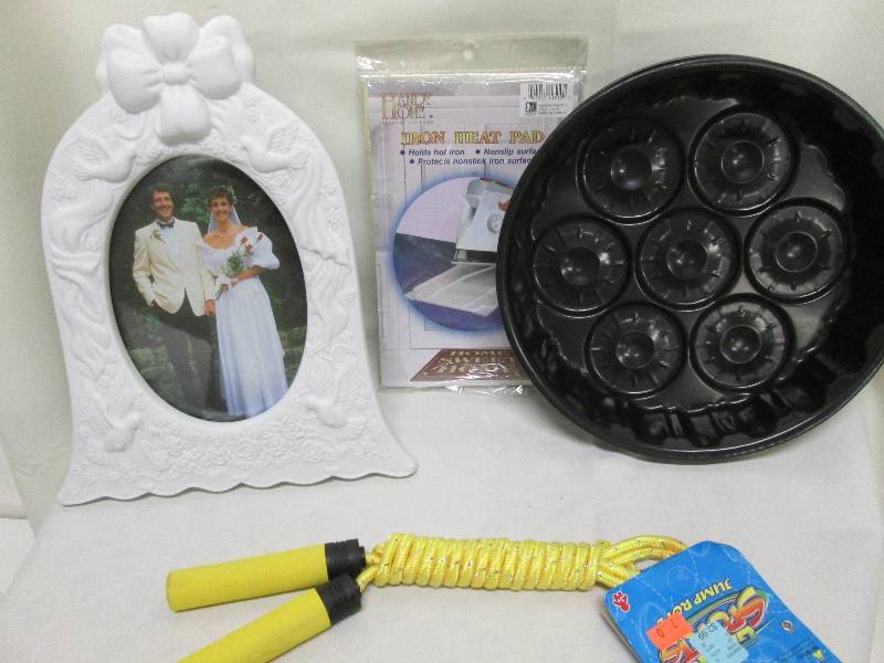 lot 282 image: White Wedding Bell shaped frame wit...