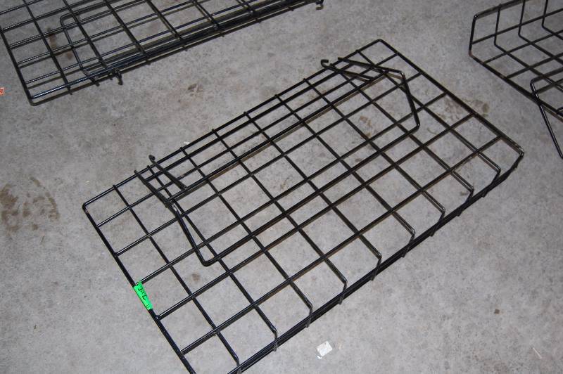 lot 34 image: Display Racks