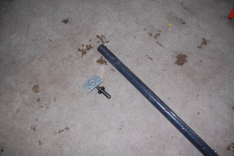 lot 46 image: Adjustable Support Beam