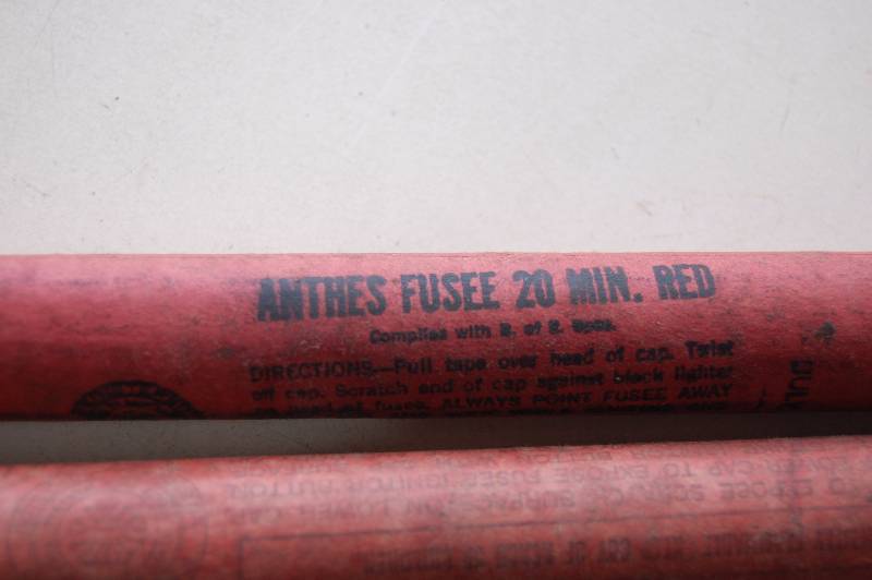 lot 86 image: Road Flares