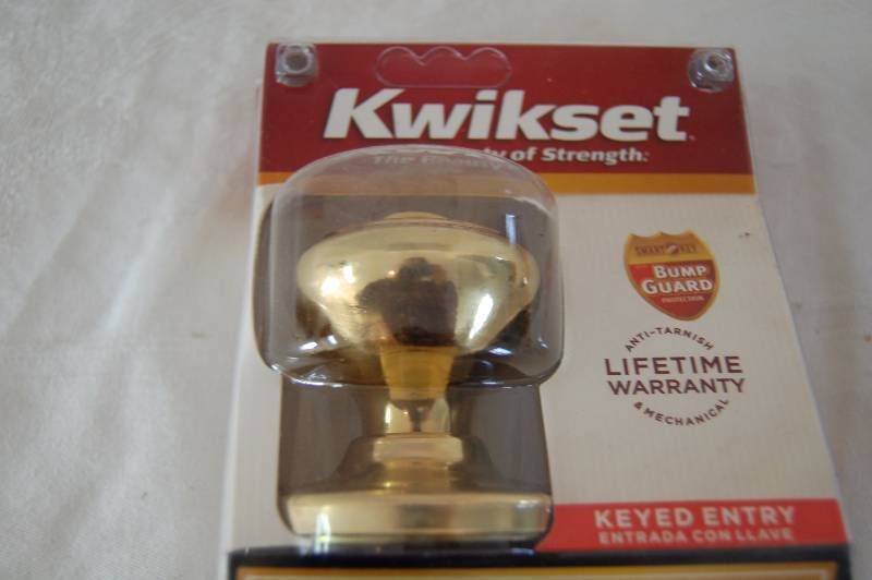 lot 140 image: Door Knob Set