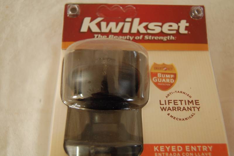 lot 141 image: Door Knob Set