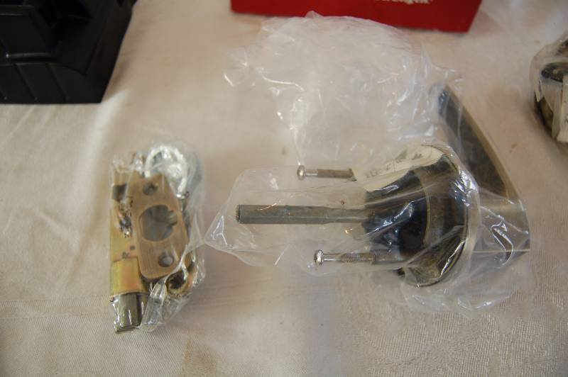lot 143 image: Door Knob Set