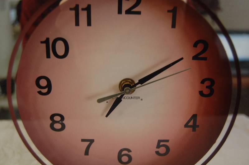 lot 196 image: Decorative Wall Clock