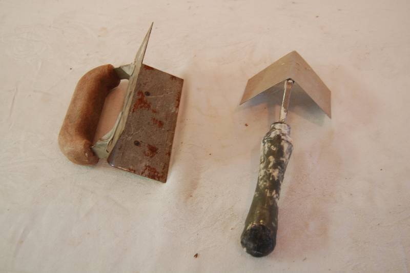 lot 238 image: Drywall Tools