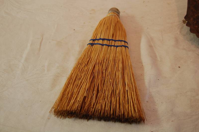 lot 240 image: Fireplace Shovel and Broom